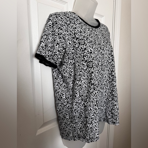 MICHAEL Michael Kors Black and White Graphic Tee - Picture 2 of 5